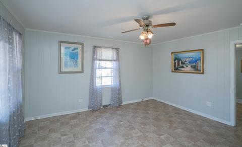 9 Brock St, Pelzer, SC 29669 photo 4
