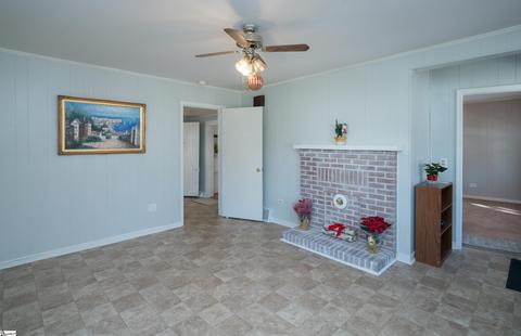 9 Brock St, Pelzer, SC 29669 photo 5