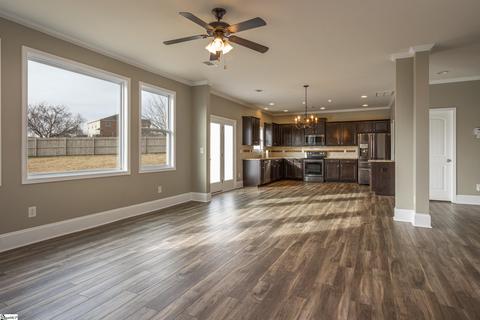 9 Chatham Ct, Easley, SC 29642 photo 10