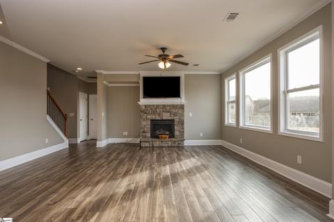 9 Chatham Ct, Easley, SC 29642 photo 2