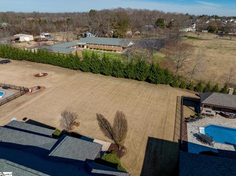 140 Stone Gate Dr, Duncan, SC 29334 photo 3