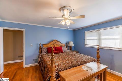 705 E 2nd Ave, Easley, SC 29640 photo 23