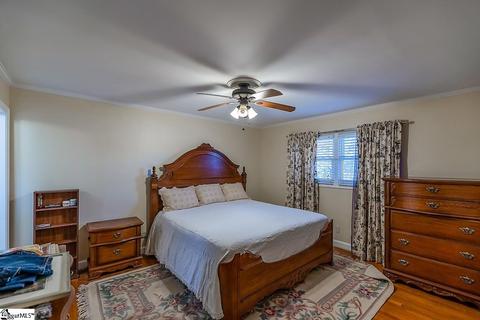 705 E 2nd Ave, Easley, SC 29640 photo 4
