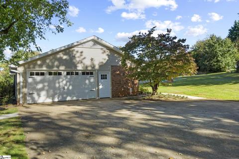 34 Rollingreen Rd, Greer, SC 29651 photo 22