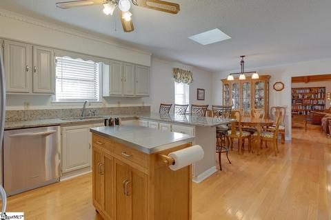 456 Jameson Rd, Easley, SC 29640 photo 5