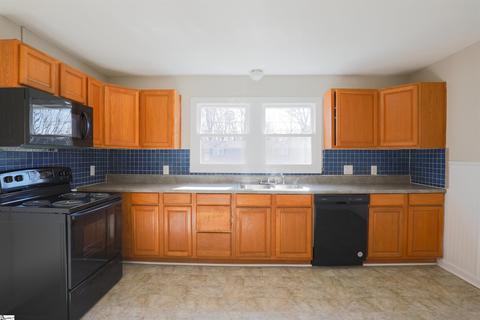 645 Maple Dr, Greer, SC 29651 photo 4