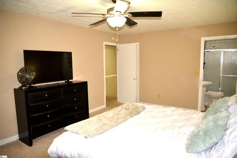 102 Chestnut Dr, Easley, SC 29642 photo 8