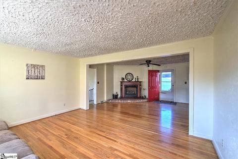 102 E Hill Dr, Easley, SC 29640 photo 5