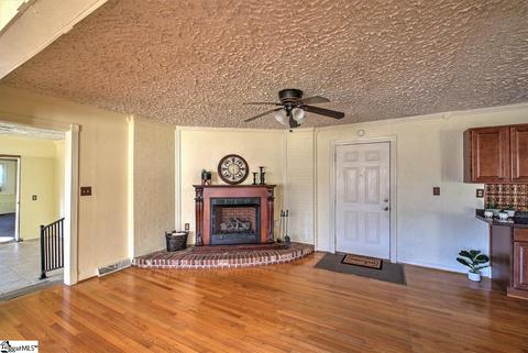 102 E Hill Dr, Easley, SC 29640 photo 7