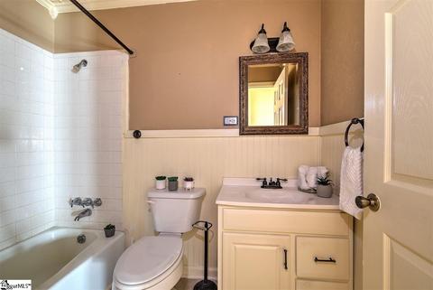 102 E Hill Dr, Easley, SC 29640 photo 13