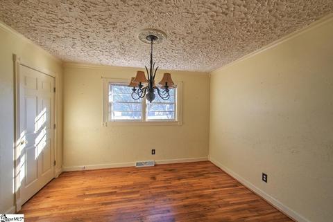 102 E Hill Dr, Easley, SC 29640 photo 10