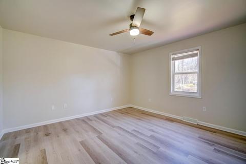 23 Lee Way, Taylors, SC 29687 photo 10