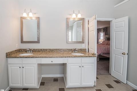 8 Springleaf Ct, Simpsonville, SC 29681 photo 23