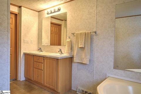 3687 Pennington Rd, Greer, SC 29651 photo 20