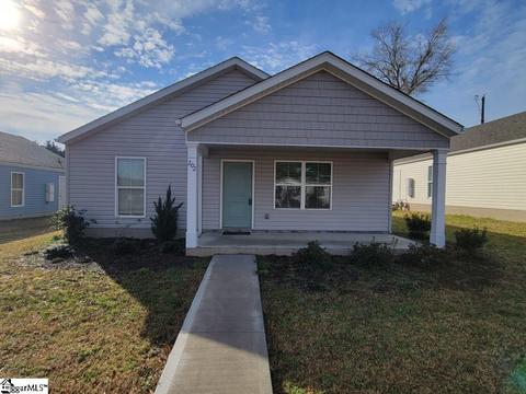 202 Dillon Dr, Clinton, SC 29325 photo 1