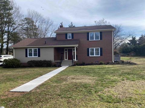 701 Cedar St, Clinton, SC 29325 photo 2