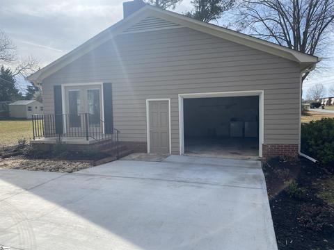 701 Cedar St, Clinton, SC 29325 photo 7