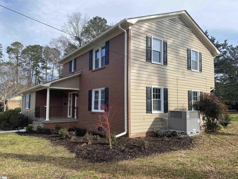 701 Cedar St, Clinton, SC 29325 photo 3