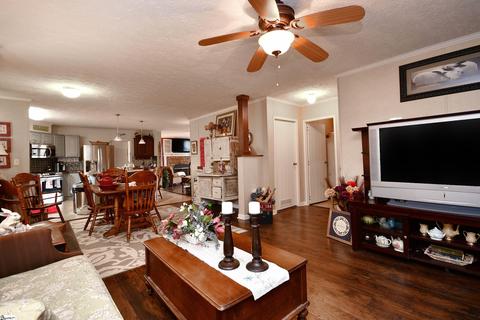4056 Ridge Rd, Greer, SC 29651 photo 4