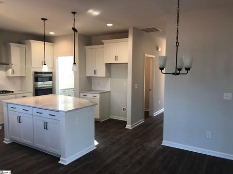 405 Plumblee Ln, Easley, SC 29642 photo 2
