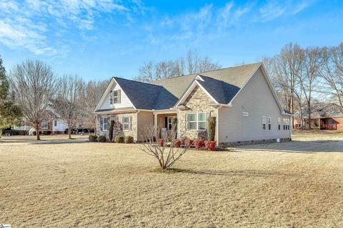 220 Jonathan Ct, Duncan, SC 29334 photo 2