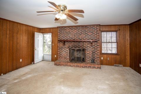 104 Skyland Dr, Easley, SC 29640 photo 17