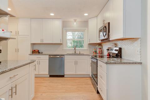 312 Pinehurst Dr, Mauldin, SC 29662 photo 6