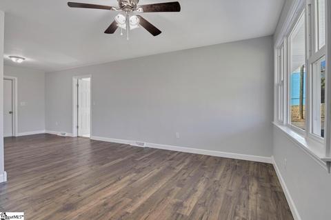 122 Hyde Cir, Mauldin, SC 29662 photo 6