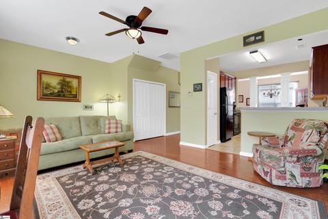 309 Intrepid Ct, Greer, SC 29650 photo 8
