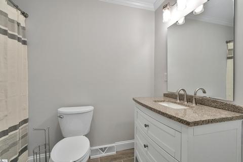 211 Frontier Dr, Easley, SC 29640 photo 9