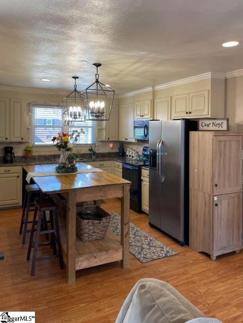 103 E Carolina St, Duncan, SC 29334 photo 8