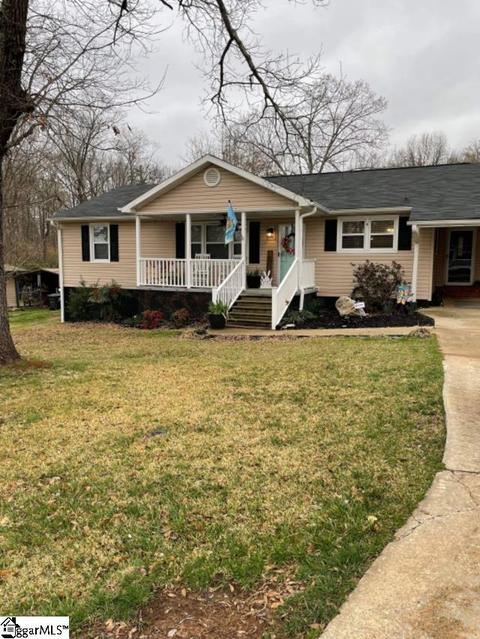 103 E Carolina St, Duncan, SC 29334 photo 1