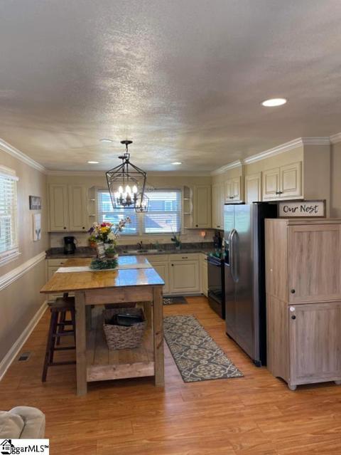 103 E Carolina St, Duncan, SC 29334 photo 9