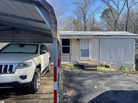 1094 Upper Valley Falls Rd, Boiling Springs, SC 29316 photo 1