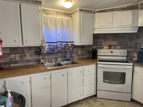 1094 Upper Valley Falls Rd, Boiling Springs, SC 29316 photo 7