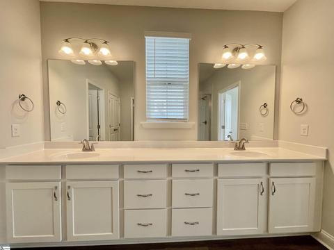 101 Glendon St, Greer, SC 29651 photo 11
