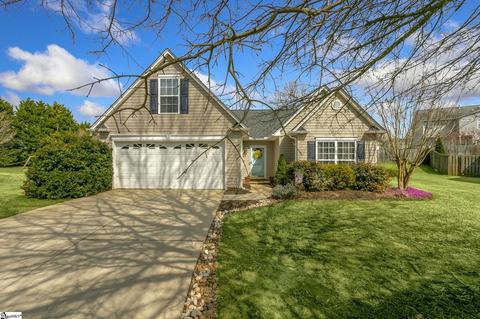 122 Hickory Run Dr, Easley, SC 29642 photo 1