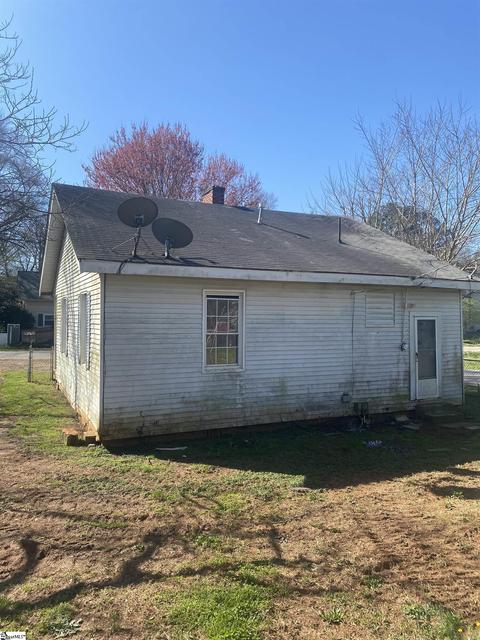 33 Ames St, Seneca, SC 29678 photo 5