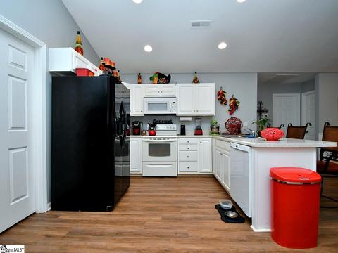 303 Packer Ct, Greer, SC 29651 photo 6