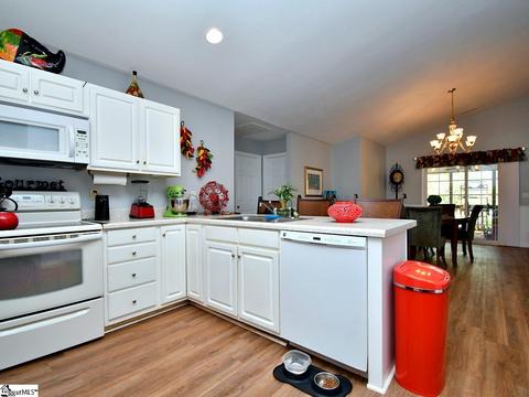 303 Packer Ct, Greer, SC 29651 photo 8
