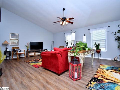 303 Packer Ct, Greer, SC 29651 photo 3