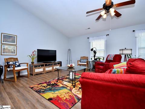 303 Packer Ct, Greer, SC 29651 photo 4