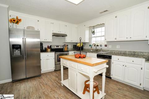 112 Redwood Dr, Easley, SC 29642 photo 9