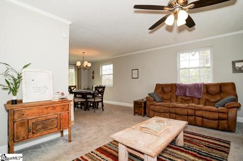 112 Redwood Dr, Easley, SC 29642 photo 5