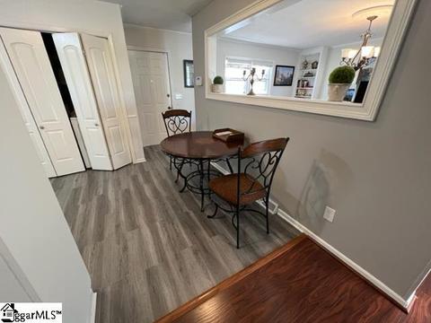 504 Maplewood Cir, Greer, SC 29651 photo 6