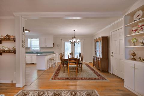204 Sylvia Rd, Easley, SC 29642 photo 8