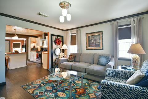 106 Mcdaniel Ave, Easley, SC 29640 photo 6