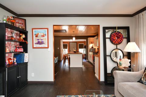 106 Mcdaniel Ave, Easley, SC 29640 photo 8
