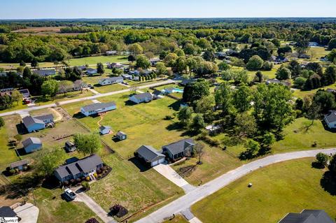 110 Hemlock Dr, Williamston, SC 29697 photo 27