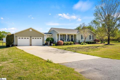 110 Hemlock Dr, Williamston, SC 29697 photo 2